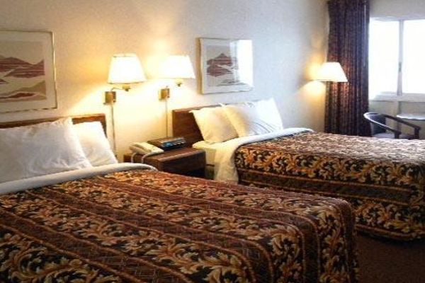 MAGNUSON HOTEL LANSING (Lansing)